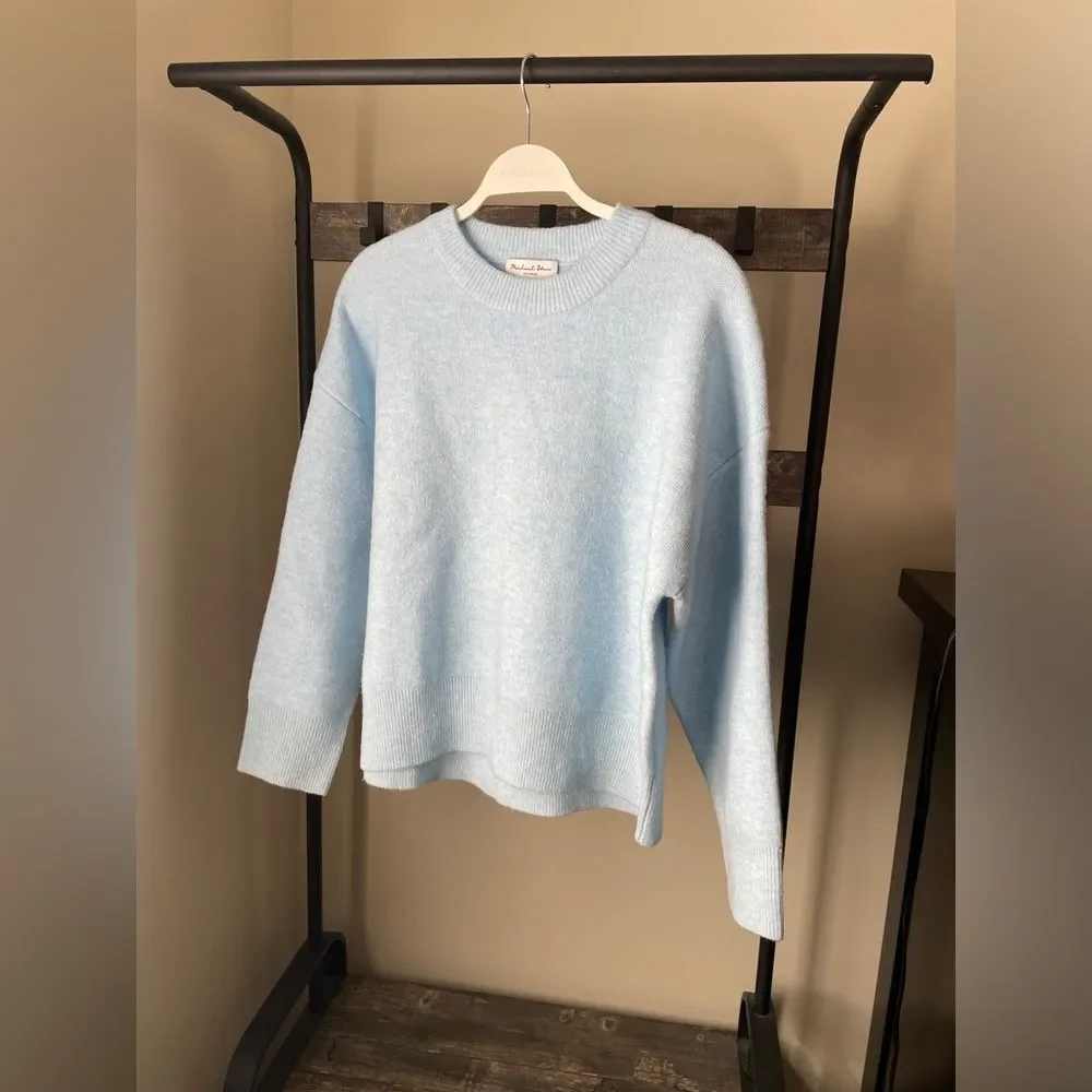 Michael Stars - PERFECT SPRING SWEATER in size Small, Lt Blue NWOT - Picture 3 of 9